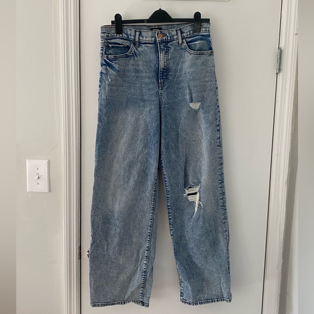 Express High Rise Wide Leg Jeans - Picture 2 of 5